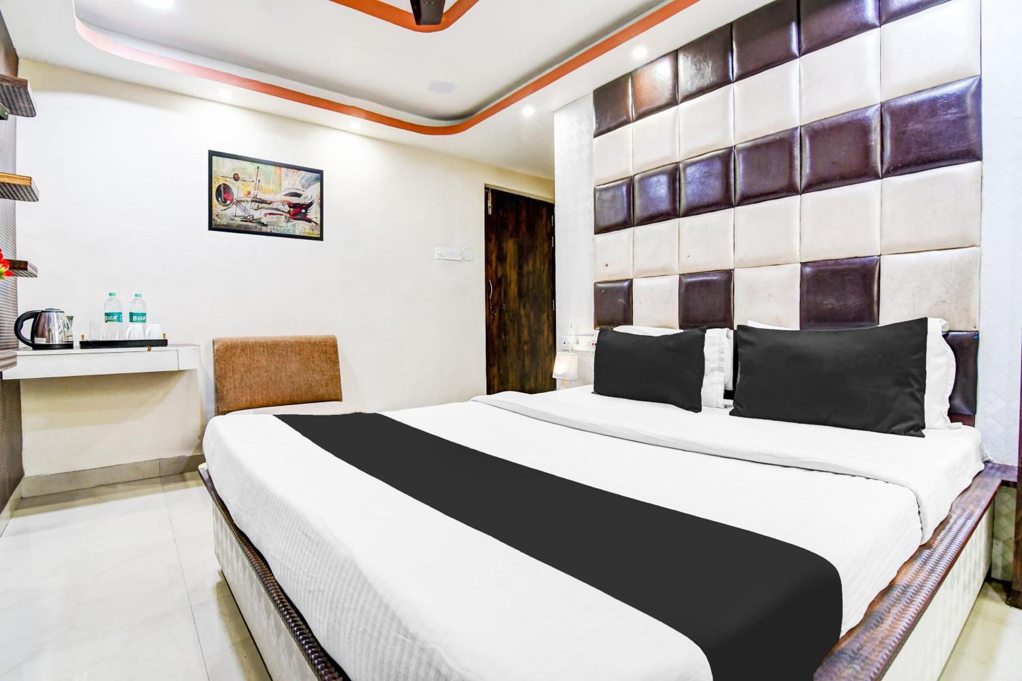 Super Hotel O Tagore Park Ruby Road Calcutta Exteriör bild
