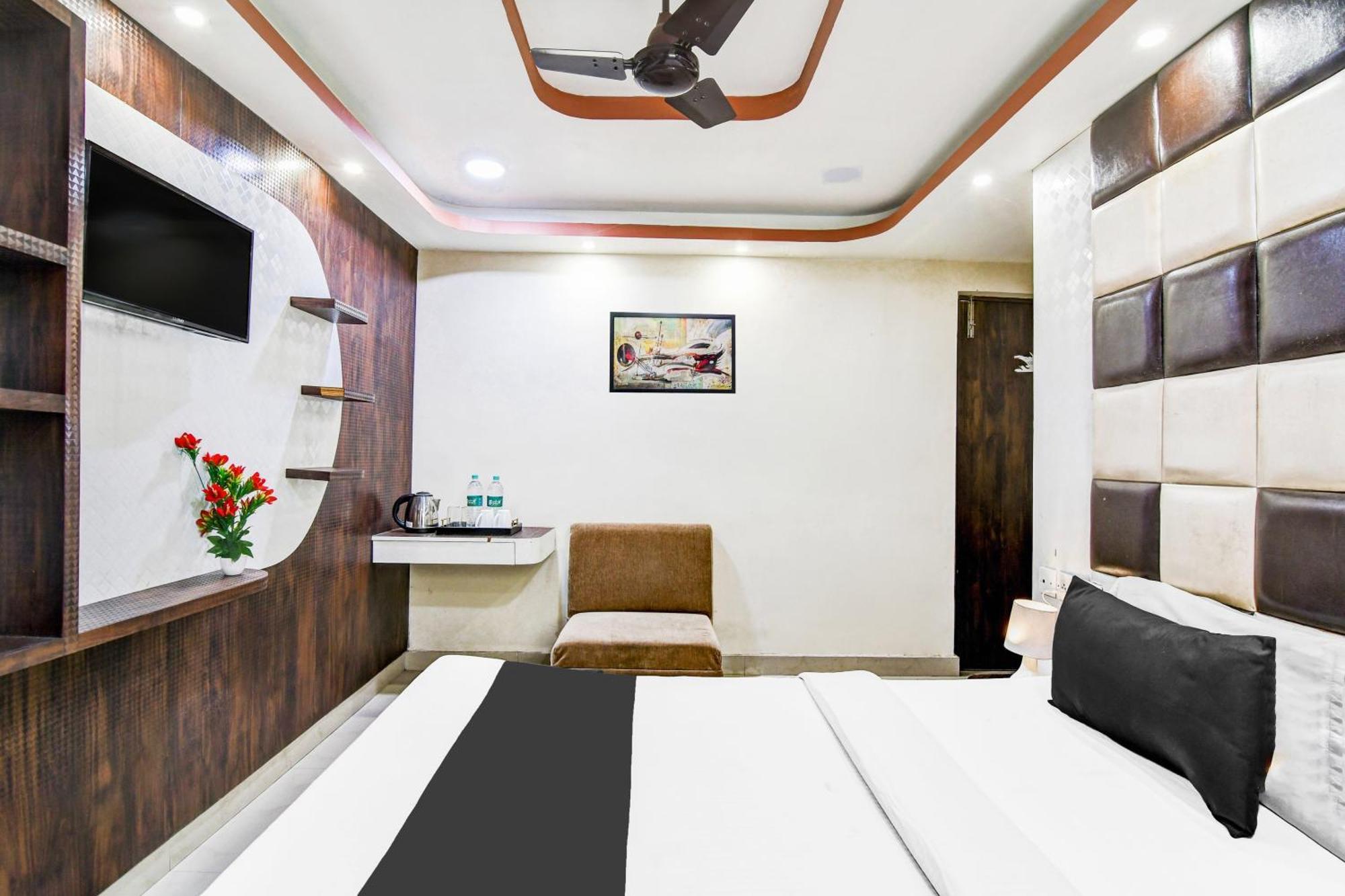 Super Hotel O Tagore Park Ruby Road Calcutta Exteriör bild